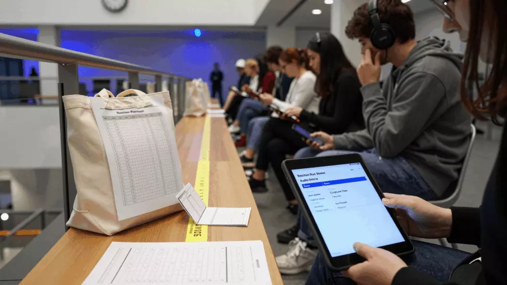 a multiracial woman in her late 20s working through Simulate