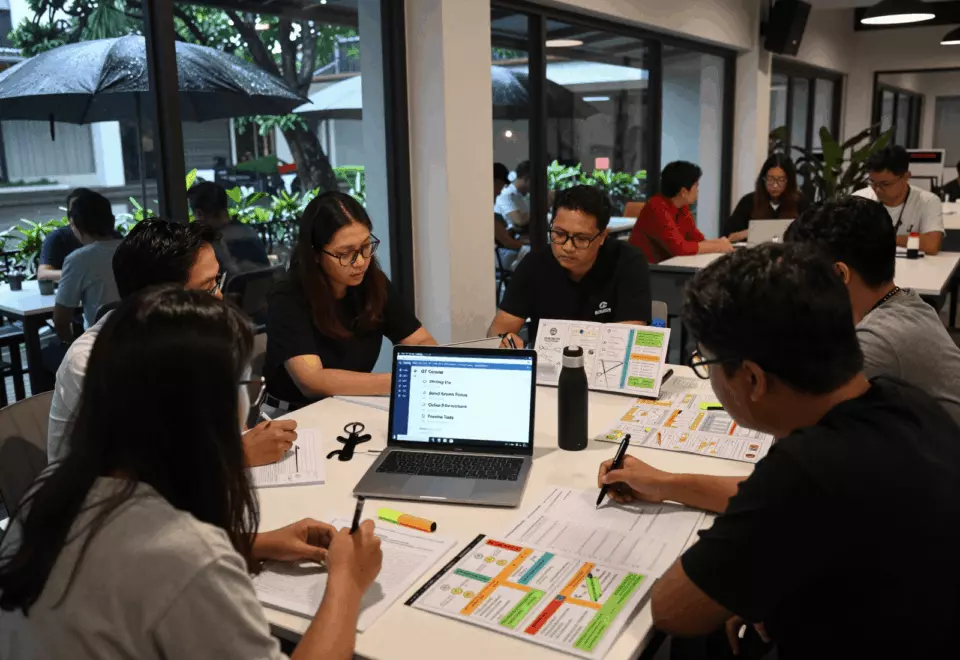 an Indonesian woman in her late 20s choosing the next IELTS prep step online