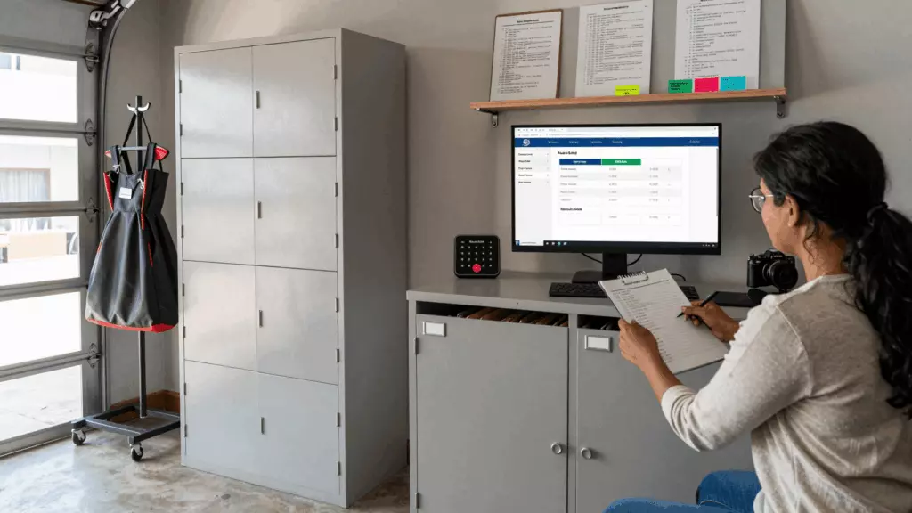 a Sri Lankan woman in her late 20s reviewing an IELTS online course workflow