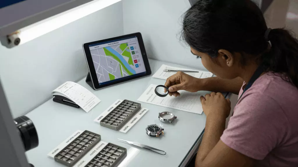 a Tamil woman in her late 20s working through Orient