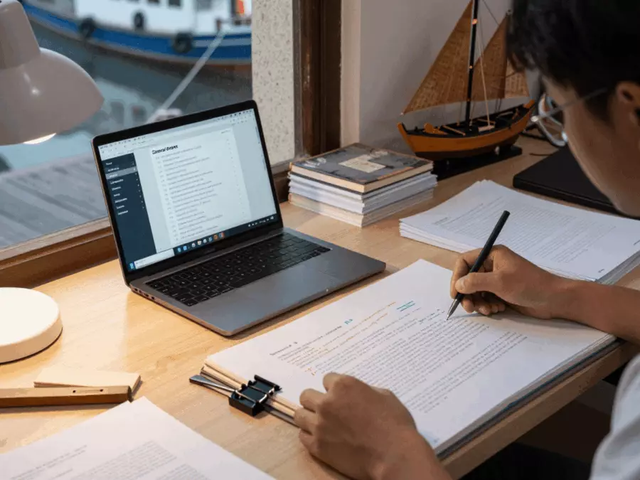 Lộ trình khóa học viết IELTS theo lớp cho thấy quá trình thiết lập và sàng lọc