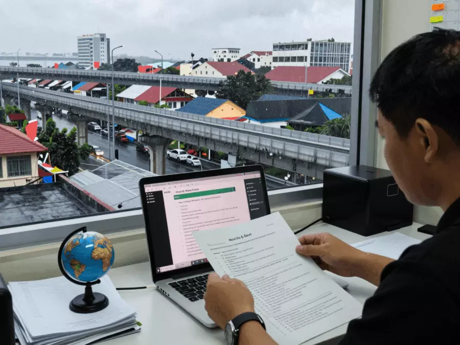 Người học IELTS lựa chọn giữa chế độ kiểm tra mô phỏng đầy đủ và chế độ thực hành từng phần