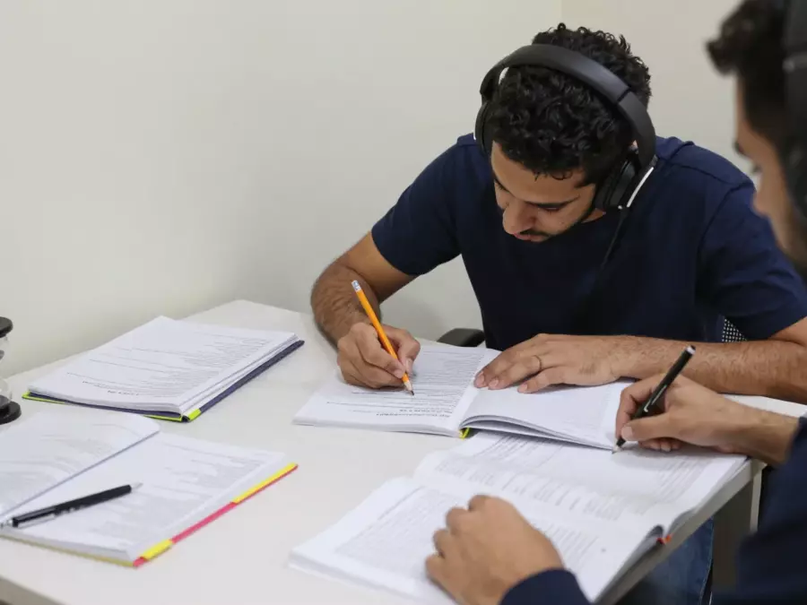 مقطع IELTS مشروح مع تسميات وظيفة الفقرة