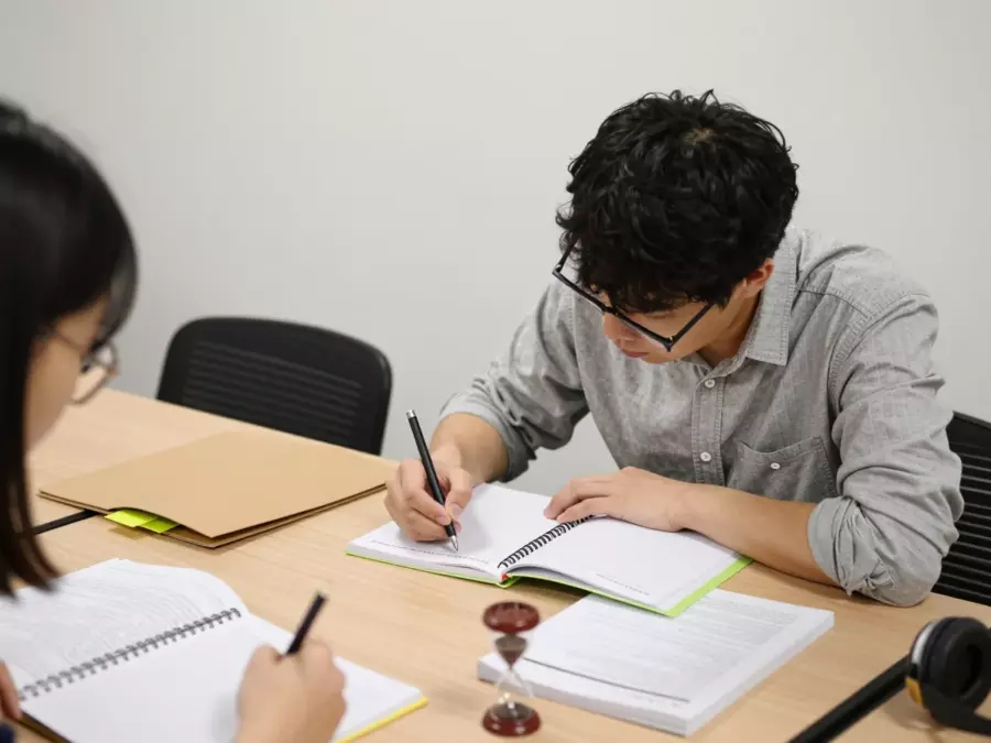 강조 표시된 질문 유형을 사용한 IELTS General Training 읽기 연습