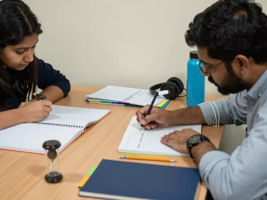 IELTS स्कोर योजना चार्ट लक्ष्य ब्यान्ड र खण्ड फ्लोरहरु संग