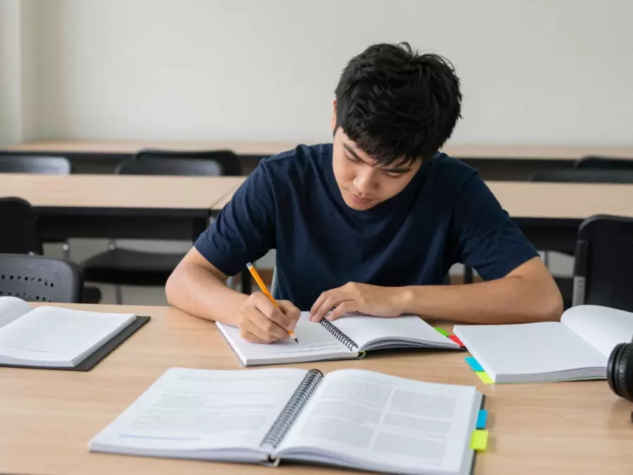 แผนภูมิการวางแผนคะแนน IELTS พร้อมวงดนตรีเป้าหมายและส่วนต่างๆ